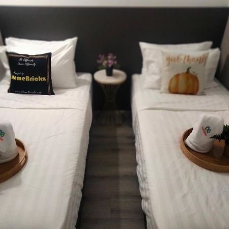 Bangsar South Botanical I Bed & Pillow Куала-Лумпур Экстерьер фото