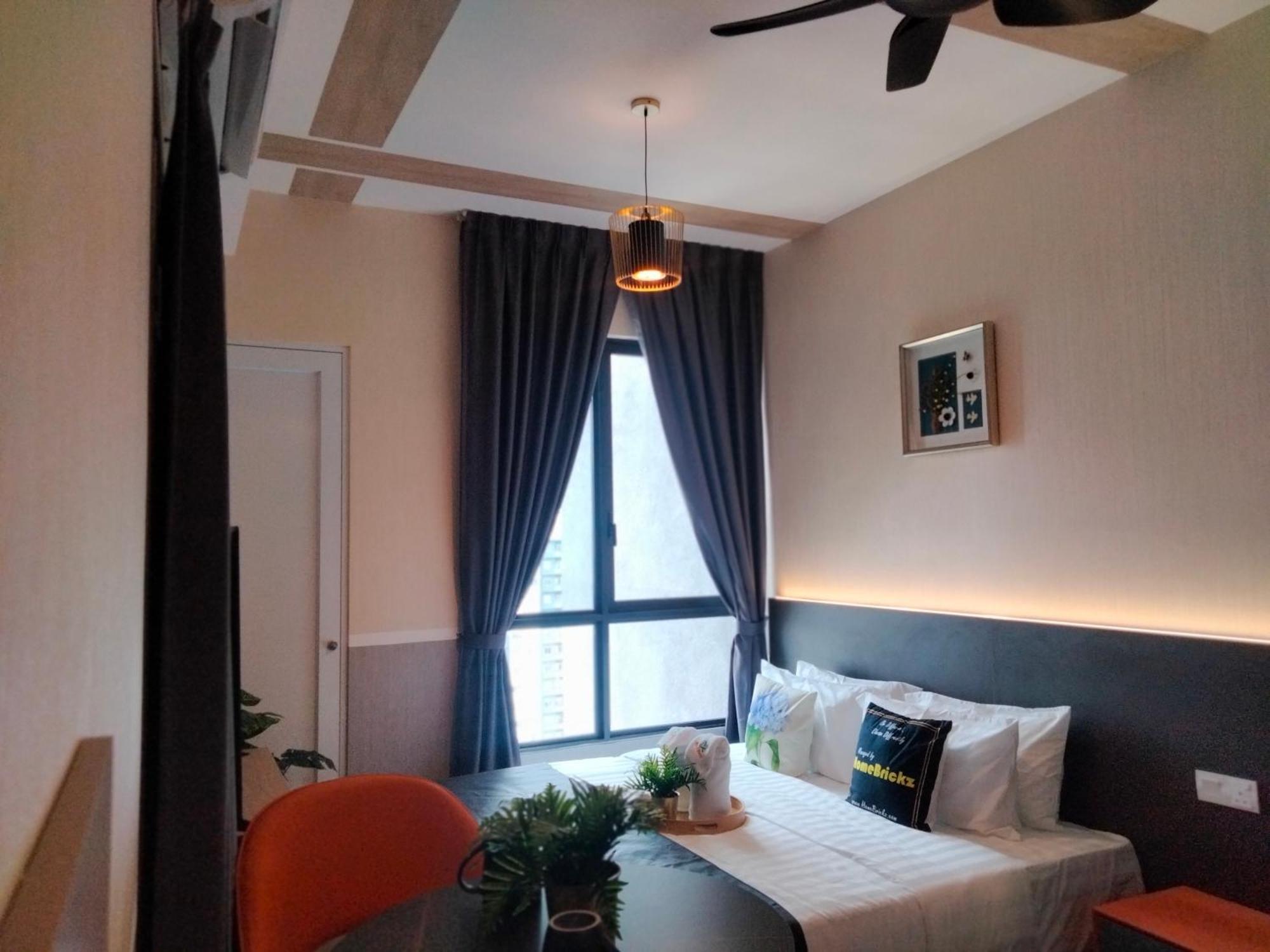 Bangsar South Botanical I Bed & Pillow Куала-Лумпур Экстерьер фото